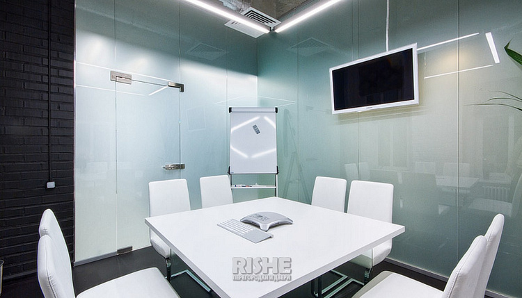 №191  # Беспрофильное остекление, . 'RISHE-С1', ^ Тонированные, ` Цельностеклянные двери.jpg